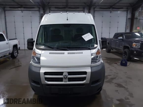 ✅ 2014 Ram ProMaster Cargo • VIN: 3C6TRVCG7EE121624 • Lot: 42147487. Wystawiony na IAAI z przebiegiem 229 597 mil. Bezpłatny archiwum sprzedaży aukcyjnych z USA i szczegółowy raport historii pojazdu na DreamBid. Zdjęcie 12.