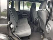 ✅ 2025 Jeep Wrangler Sahara • VIN: 1C4PJXEN9SW500814 • Лот: 93338785. Опубликован ранее на Copart с пробегом 27 491 миль. Бесплатный доступ к архиву аукционных продаж из США и подробный отчёт об истории автомобиля на DreamBid. Изображение 10.