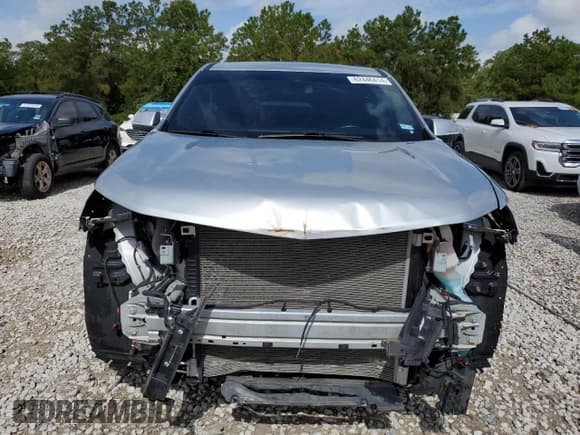 ✅ 2022 Chevrolet Traverse LT Cloth • VIN: 1GNERGKW1NJ140332 • Lot: 62446414. Wystawiony na Copart z przebiegiem 51 672 mil. Bezpłatny archiwum sprzedaży aukcyjnych z USA i szczegółowy raport historii pojazdu na DreamBid. Zdjęcie 5.