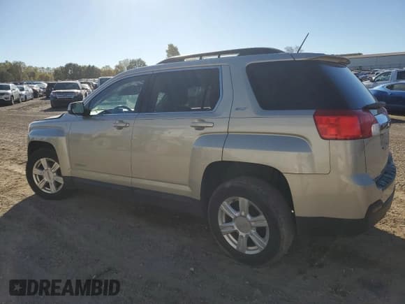 ✅ 2014 GMC Terrain SLT • VIN: 2GKALSEK4E6263967 • Lot: 82458745. Wystawiony na Copart z przebiegiem 184 158 mil. Bezpłatny archiwum sprzedaży aukcyjnych z USA i szczegółowy raport historii pojazdu na DreamBid. Zdjęcie 2.