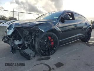 ✅ 2020 Lamborghini Urus • VIN: ZPBUA1ZL9LLA09731 • Lot: 85525834. Listed on Copart with 75,463 mi. Free auction sales archive from the USA and detailed vehicle history report at DreamBid. Image 1.