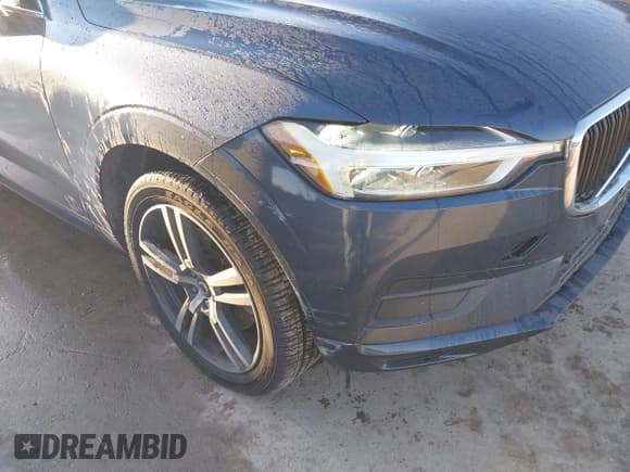 ✅ 2018 Volvo XC60 Momentum • VIN: YV4A22RK9J1028306 • Lot: 43856103. Listed on IAAI with 83,100 mi. Free auction sales archive from the USA and detailed vehicle history report at DreamBid. Image 6.