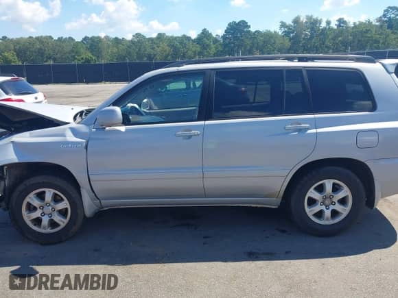 2002 Toyota Highlander z VIN JTEGF21A720071176, wystawiony jako IAAI lot #43105824 z przebiegiem 267 885 mil mil oraz . Historia ofert i sprzedaży dostępna na DreamBid. Obrazek 14.