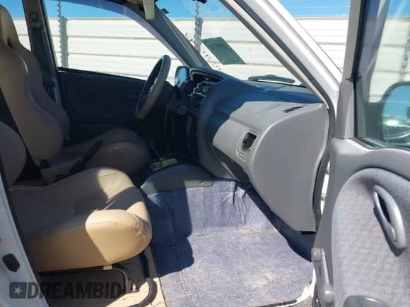 1999 Chevrolet Tracker с VIN 2CNBE13C8X6915939, выставлен на аукционе IAAI как лот 43595742 с пробегом 175 035 миль миль и . История ставок и продаж доступна на DreamBid. Изображение 5.