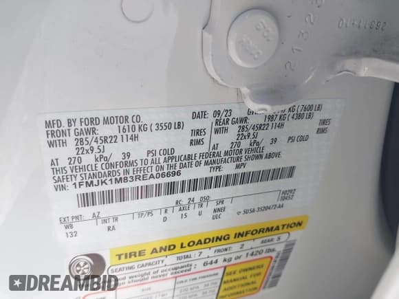 ✅ 2024 Ford Expedition Max Platinum • VIN: 1FMJK1M83REA06696 • Lot: 42786492. Wystawiony na IAAI z przebiegiem 11 030 mil. Bezpłatny archiwum sprzedaży aukcyjnych z USA i szczegółowy raport historii pojazdu na DreamBid. Zdjęcie 9.