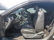 ✅ 2015 Ford Mustang GT Premium • VIN: 1FATP8FF4F5324573 • Lot: 50920815. Wystawiony na Copart z przebiegiem 82 187 mil. Bezpłatny archiwum sprzedaży aukcyjnych z USA i szczegółowy raport historii pojazdu na DreamBid. Zdjęcie 7.