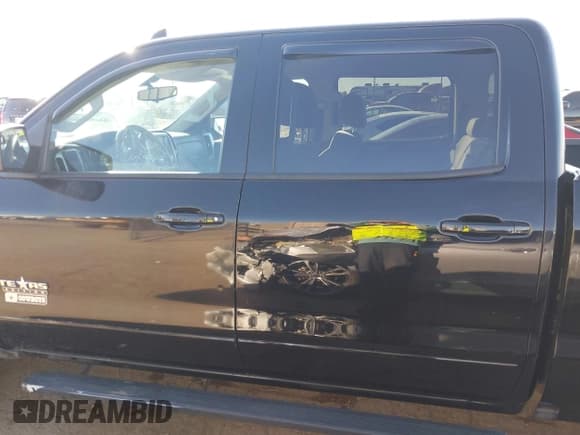 ✅ 2018 Chevrolet Silverado 1500 LT • VIN: 3GCPCREC3JG549623 • Lot: 43623946. Wystawiony na IAAI z przebiegiem 125 398 mil. Bezpłatny archiwum sprzedaży aukcyjnych z USA i szczegółowy raport historii pojazdu na DreamBid. Zdjęcie 14.