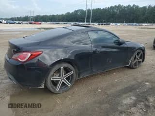 ✅ 2013 Hyundai Genesis Coupe Premium • VIN: KMHHT6KD7DU092473 • Lot: 58094385. Wystawiony na Copart z przebiegiem 114 679 mil. Bezpłatny archiwum sprzedaży aukcyjnych z USA i szczegółowy raport historii pojazdu na DreamBid. Zdjęcie 3.