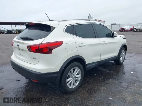 ✅ 2017 Nissan Rogue S • VIN: JN1BJ1CP5HW011012 • Лот: 42499418. Опубликован ранее на IAAI с пробегом 87 863 миль. Бесплатный доступ к архиву аукционных продаж из США и подробный отчёт об истории автомобиля на DreamBid. Изображение 4.
