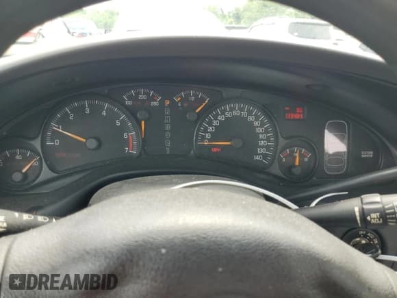 ✅ 2005 Pontiac Bonneville SE • VIN: 1G2HX52K45U189122 • Lot: 57774885. Wystawiony na Copart z przebiegiem 133 484 mil. Bezpłatny archiwum sprzedaży aukcyjnych z USA i szczegółowy raport historii pojazdu na DreamBid. Zdjęcie 9.