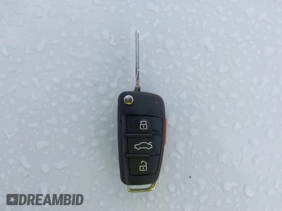 ✅ 2013 Audi TTS 2.0T Prestige • VIN: TRUK1AFK0D1008075 • Lot: 41622070. Listed on IAAI with 78,279 mi. Free auction sales archive from the USA and detailed vehicle history report at DreamBid. Image 11.