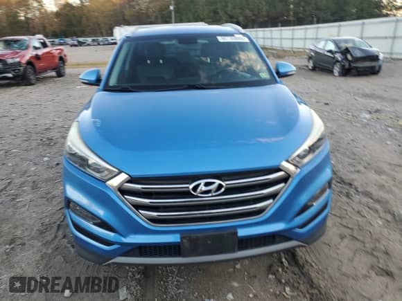 2016 Hyundai Tucson Limited with VIN KM8J33A20GU251113, listed as a Copart auction lot 90735895 with 136,096 mi miles and Clean title. Bid and sale history available at DreamBid. Image 5.