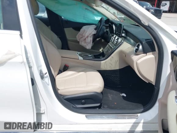 ✅ 2017 Mercedes-Benz C 300 • VIN: 55SWF4JB0HU201974 • Лот: 42321027. Опубликован ранее на IAAI с пробегом 124 958 миль. Бесплатный доступ к архиву аукционных продаж из США и подробный отчёт об истории автомобиля на DreamBid. Изображение 5.