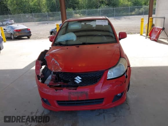 ✅ 2008 Suzuki SX4 Convenience • VIN: JS2YC415885102467 • Lot: 42520988. Listed on IAAI with 131,559 mi. Free auction sales archive from the USA and detailed vehicle history report at DreamBid. Image 12.