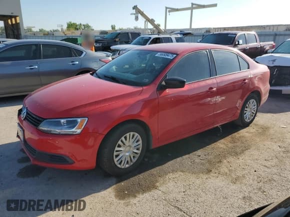 ✅ 2013 Volkswagen Jetta S • VIN: 3VW2K7AJ7DM252542 • Lot: 56509475. Wystawiony na Copart z przebiegiem 121 460 mil. Bezpłatny archiwum sprzedaży aukcyjnych z USA i szczegółowy raport historii pojazdu na DreamBid. Zdjęcie 1.