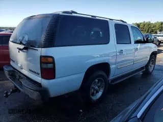 ✅ 2005 Chevrolet Suburban LT • VIN: 3GNEC16Z55G271476 • Lot: 76740214. Wystawiony na Copart z przebiegiem Nie podano. Bezpłatny archiwum sprzedaży aukcyjnych z USA i szczegółowy raport historii pojazdu na DreamBid. Zdjęcie 3.
