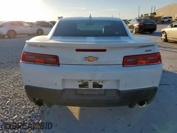 ✅ 2014 Chevrolet Camaro LT • VIN: 2G1FC1E38E9197404 • Lot: 91503255. Wystawiony na Copart z przebiegiem 116 289 mil. Bezpłatny archiwum sprzedaży aukcyjnych z USA i szczegółowy raport historii pojazdu na DreamBid. Zdjęcie 6.