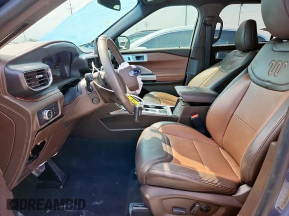 ✅ 2021 Ford Explorer King Ranch • VIN: 1FM5K7LC8MGB88290 • Лот: 57509075. Опубликован ранее на Copart с пробегом 39 157 миль. Бесплатный доступ к архиву аукционных продаж из США и подробный отчёт об истории автомобиля на DreamBid. Изображение 7.