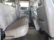 2005 Chevrolet Silverado 1500 LS z VIN 2GCEC19T751155138, wystawiony jako Copart lot #87061145 z przebiegiem 293 274 mil mil oraz Szkoda całkowita • Salvage title. Historia ofert i sprzedaży dostępna na DreamBid. Obrazek 11.