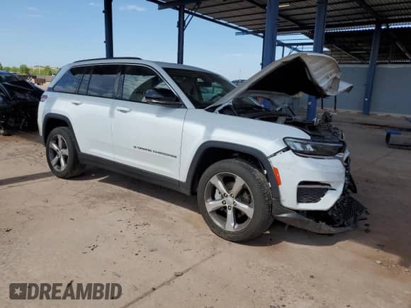 2022 Jeep Grand Cherokee Limited with VIN 1C4RJGBG7N8634129, listed as a Copart auction lot 63610995 with 36,550 mi miles and Salvage title. Bid and sale history available at DreamBid. Image 4.