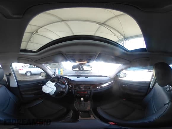 ✅ 2011 BMW 3 Series 335i xDrive • VIN: WBAPL5G59BNN22777 • Lot: 42109275. Listed on IAAI with 126,747 mi. Free auction sales archive from the USA and detailed vehicle history report at DreamBid. Image 19.