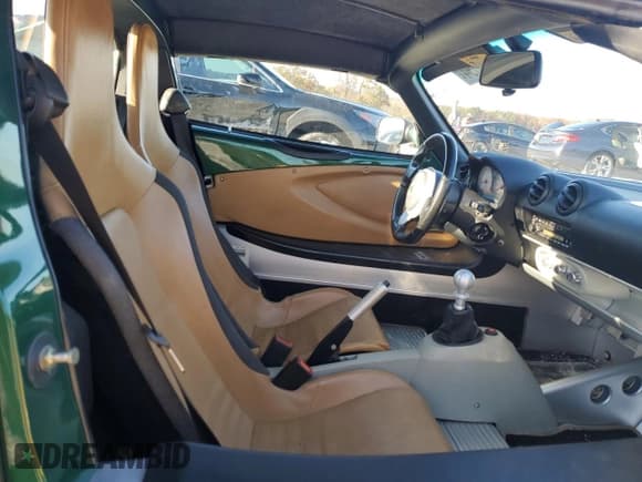 ✅ 2005 Lotus Elise • VIN: SCCPC11155HL34454 • Lot: 82440894. Listed on Copart with 29,054 mi. Free auction sales archive from the USA and detailed vehicle history report at DreamBid. Image 10.