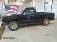 2006 Chevrolet Silverado 1500 Work Truck z VIN 1GCEC14X26Z147659, wystawiony jako Copart lot #61380865 z przebiegiem 212 465 mil mil oraz Szkoda całkowita • Salvage title. Historia ofert i sprzedaży dostępna na DreamBid. Obrazek 1.