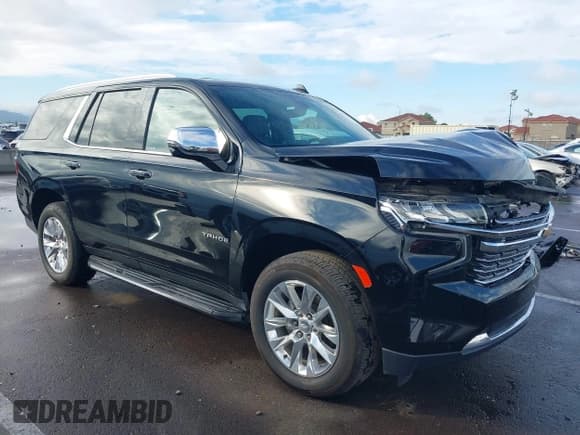 ✅ 2021 Chevrolet Tahoe Premier • VIN: 1GNSKSKD9MR101738 • Lot: 43712659. Wystawiony na IAAI z przebiegiem Nie podano. Bezpłatny archiwum sprzedaży aukcyjnych z USA i szczegółowy raport historii pojazdu na DreamBid. Zdjęcie 1.