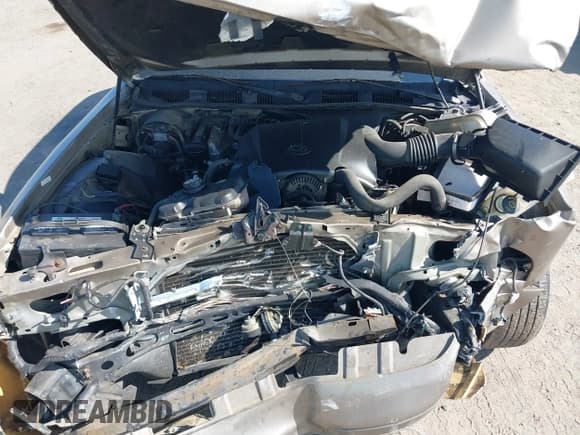 ✅ 2001 Ford Crown Victoria • VIN: 2FAFP73W01X131209 • Lot: 43033250. Listed on IAAI with 241,898 mi. Free auction sales archive from the USA and detailed vehicle history report at DreamBid. Image 10.