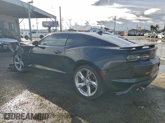 ✅ 2019 Chevrolet Camaro 2SS • VIN: 1G1FH1R7XK0159676 • Lot: 93547255. Listed on Copart with 57,299 mi. Free auction sales archive from the USA and detailed vehicle history report at DreamBid. Image 2.