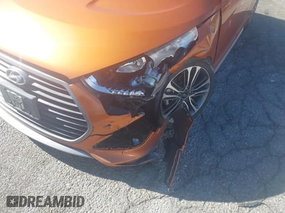 ✅ 2016 Hyundai Veloster Turbo • VIN: KMHTC6AE9GU285572 • Lot: 41366004. Wystawiony na IAAI z przebiegiem 86 358 mil. Bezpłatny archiwum sprzedaży aukcyjnych z USA i szczegółowy raport historii pojazdu na DreamBid. Zdjęcie 6.