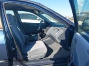 ✅ 2001 Honda Accord DX • VIN: 1HGCF85481A000248 • Lot: 43774391. Wystawiony na IAAI z przebiegiem 55 585 mil. Bezpłatny archiwum sprzedaży aukcyjnych z USA i szczegółowy raport historii pojazdu na DreamBid. Zdjęcie 5.