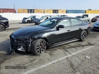 ✅ 2023 BMW i4 eDrive40 • VIN: WBY73AW0XPFN83377 • Lot: 82777005. Wystawiony na Copart z przebiegiem 16 410 mil. Bezpłatny archiwum sprzedaży aukcyjnych z USA i szczegółowy raport historii pojazdu na DreamBid. Zdjęcie 1.