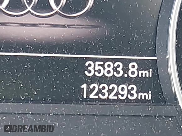 ✅ 2017 Audi A6 Prestige • VIN: WAUH2AFC2HN126134 • Лот: 42783581. Опубликован ранее на IAAI с пробегом 123 293 миль. Бесплатный доступ к архиву аукционных продаж из США и подробный отчёт об истории автомобиля на DreamBid. Изображение 7.