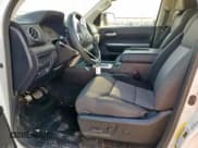 ✅ 2017 Toyota Tundra SR5 • VIN: 5TFDW5F17HX616259 • Lot: 69731325. Listed on Copart with 87,274 mi. Free auction sales archive from the USA and detailed vehicle history report at DreamBid. Image 7.