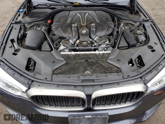 ✅ 2018 BMW 5 Series M550i xDrive • VIN: WBAJB9C58JB035401 • Лот: 93097145. Опубликован ранее на Copart с пробегом 48 309 миль. Бесплатный доступ к архиву аукционных продаж из США и подробный отчёт об истории автомобиля на DreamBid. Изображение 11.