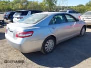 ✅ 2010 Toyota Camry • VIN: 4T1BF3EK9AU054969 • Лот: 43348875. Опубликован ранее на IAAI с пробегом 117 081 миль. Бесплатный доступ к архиву аукционных продаж из США и подробный отчёт об истории автомобиля на DreamBid. Изображение 4.