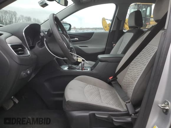 ✅ 2020 Chevrolet Equinox LS • VIN: 3GNAXSEV9LS538586 • Lot: 93930375. Listed on Copart with 125,681 mi. Free auction sales archive from the USA and detailed vehicle history report at DreamBid. Image 7.