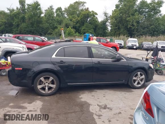 ✅ 2009 Chevrolet Malibu 2LT • VIN: 1G1ZJ57B294153177 • Lot: 43242241. Listed on IAAI with 210,315 mi. Free auction sales archive from the USA and detailed vehicle history report at DreamBid. Image 13.