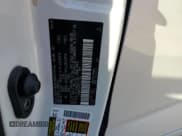 ✅ 2021 Toyota Highlander Hybrid LE • VIN: 5TDBBRCH1MS517562 • Лот: 87023555. Опубликован ранее на Copart с пробегом 110 637 миль. Бесплатный доступ к архиву аукционных продаж из США и подробный отчёт об истории автомобиля на DreamBid. Изображение 13.