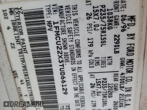 ✅ 1996 Ford Explorer Eddie Bauer • VIN: 1FMCU22X3TUD66129 • Lot: 79165504. Wystawiony na Copart z przebiegiem 107 711 mil. Bezpłatny archiwum sprzedaży aukcyjnych z USA i szczegółowy raport historii pojazdu na DreamBid. Zdjęcie 13.