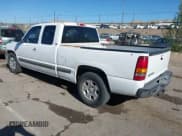 ✅ 2000 Chevrolet Silverado 1500 • VIN: 2GCEC19VXY1333484 • Лот: 43652735. Опубликован ранее на IAAI с пробегом 180 242 миль. Бесплатный доступ к архиву аукционных продаж из США и подробный отчёт об истории автомобиля на DreamBid. Изображение 3.
