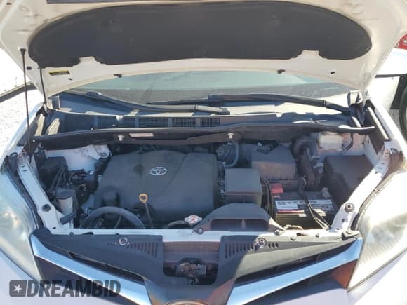 ✅ 2020 Toyota Sienna LE • VIN: 5TDKZ3DC9LS059540 • Lot: 91103085. Listed on Copart with 113,495 mi. Free auction sales archive from the USA and detailed vehicle history report at DreamBid. Image 12.
