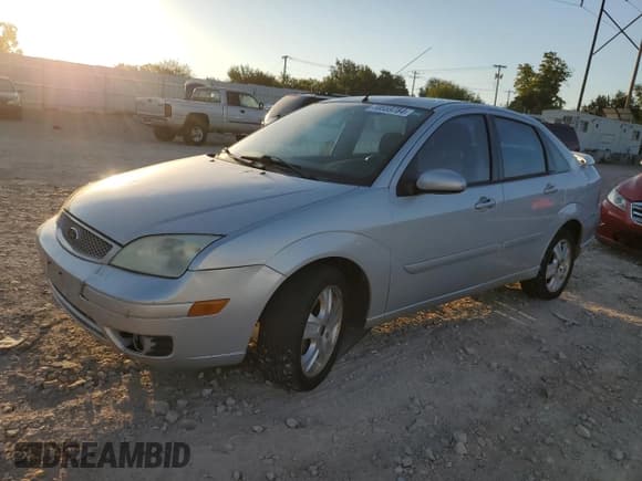 ✅ 2006 Ford Focus ST • VIN: 1FAHP38Z36W202846 • Lot: 70559784. Listed on Copart with 160,325 mi. Free auction sales archive from the USA and detailed vehicle history report at DreamBid. Image 1.