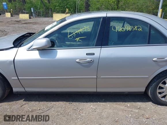 ✅ 2004 Lincoln LS Luxury • VIN: 1LNHM86S64Y624676 • Лот: 42098382. Опубликован ранее на IAAI с пробегом 112 796 миль. Бесплатный доступ к архиву аукционных продаж из США и подробный отчёт об истории автомобиля на DreamBid. Изображение 14.