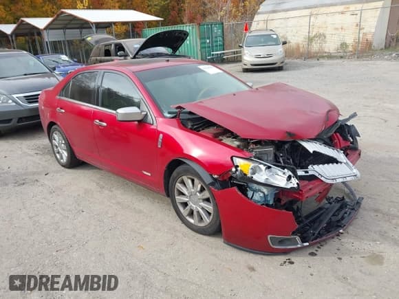 ✅ 2012 Lincoln MKZ Hybrid • VIN: 3LNDL2L35CR819659 • Лот: 43628290. Опубликован ранее на IAAI с пробегом 131 288 миль. Бесплатный доступ к архиву аукционных продаж из США и подробный отчёт об истории автомобиля на DreamBid. Изображение 1.