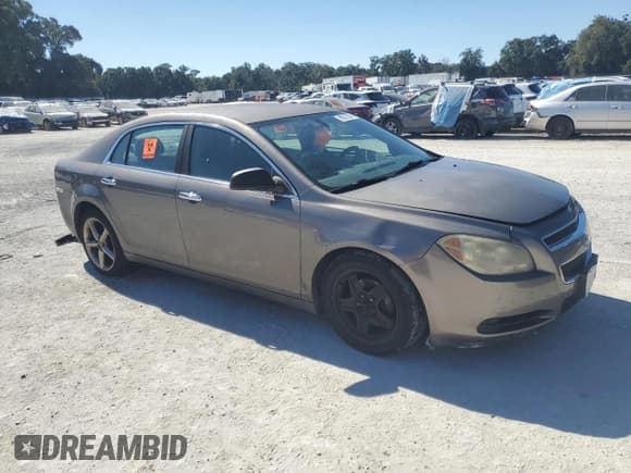 ✅ 2010 Chevrolet Malibu 1FL • VIN: 1G1ZA5E0XAF283671 • Lot: 90572895. Wystawiony na Copart z przebiegiem 148 499 mil. Bezpłatny archiwum sprzedaży aukcyjnych z USA i szczegółowy raport historii pojazdu na DreamBid. Zdjęcie 4.