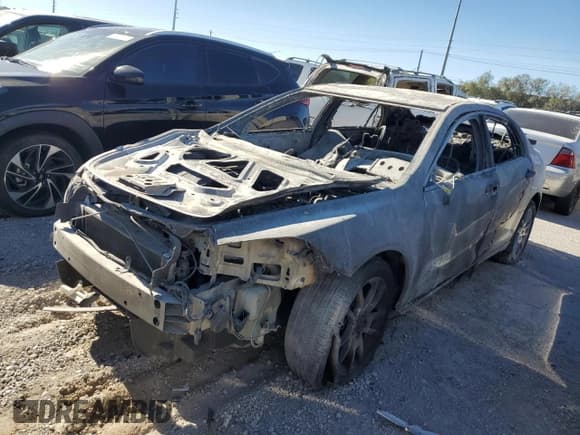 ✅ 2011 Chevrolet Malibu LTZ • VIN: 1G1ZE5E11BF391255 • Lot: 68768704. Listed on Copart with Not provided. Free auction sales archive from the USA and detailed vehicle history report at DreamBid. Image 1.