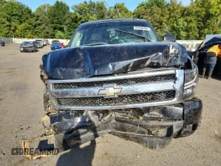 ✅ 2008 Chevrolet Silverado 1500 LTZ • VIN: 2GCEK13M781188875 • Lot: 85936205. Wystawiony na Copart z przebiegiem 226 079 mil. Bezpłatny archiwum sprzedaży aukcyjnych z USA i szczegółowy raport historii pojazdu na DreamBid. Zdjęcie 5.