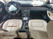 ✅ 2000 Audi A4 • VIN: WAUDC28D0YA059094 • Lot: 54070065. Wystawiony na Copart z przebiegiem 175 708 mil. Bezpłatny archiwum sprzedaży aukcyjnych z USA i szczegółowy raport historii pojazdu na DreamBid. Zdjęcie 8.